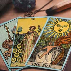 Fortune Favors: Top 7 Money Tarot Cards for Financial Insight by Psychic Lexi